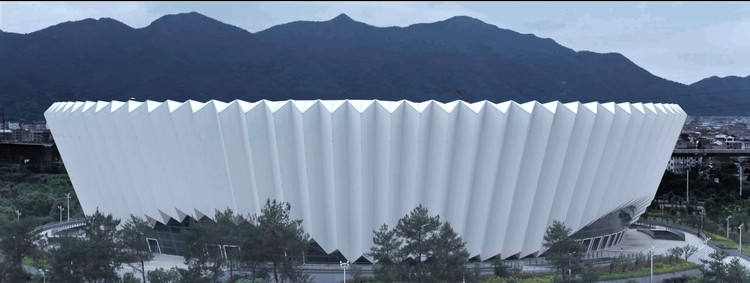 體育隊(duì)設(shè)計(jì)