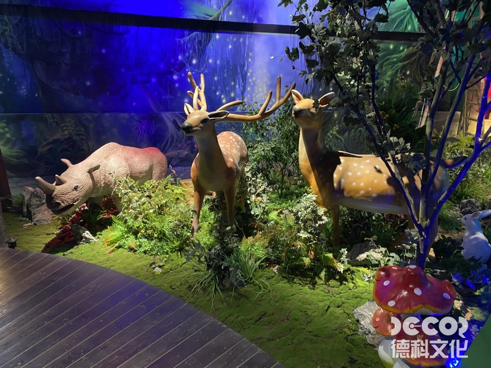 如何在文化展館設計中展示文化的持續(xù)傳承和保護？