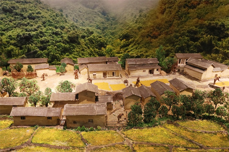 場(chǎng)景復(fù)原可以通過哪些文物和資料來進(jìn)行參考和研究？