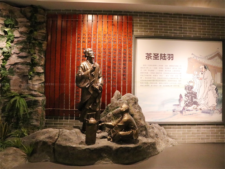 在考古博物館設(shè)計中如何展示不同文明的比較？